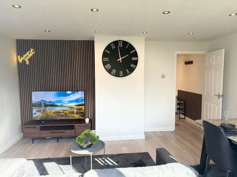 Harlow Cozy 3-bed House Retreat