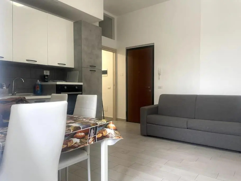 Roberta House Rozzano -1