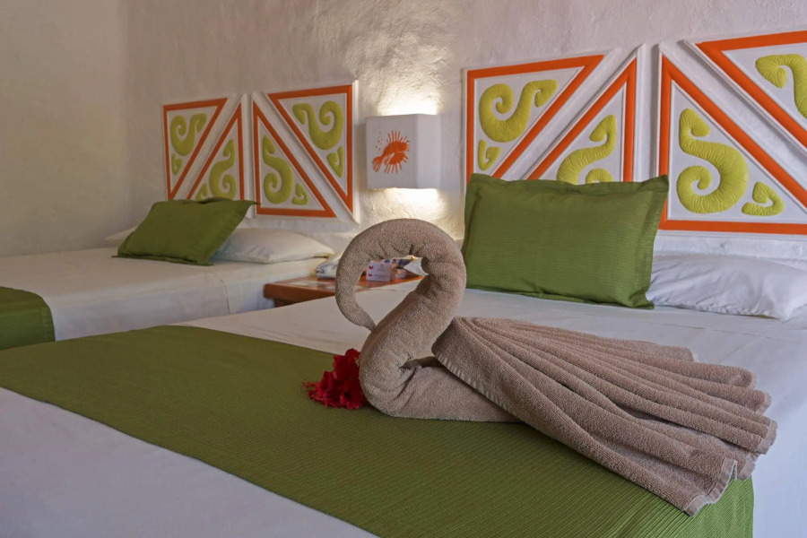 Los Angeles Locos - All Inclusive