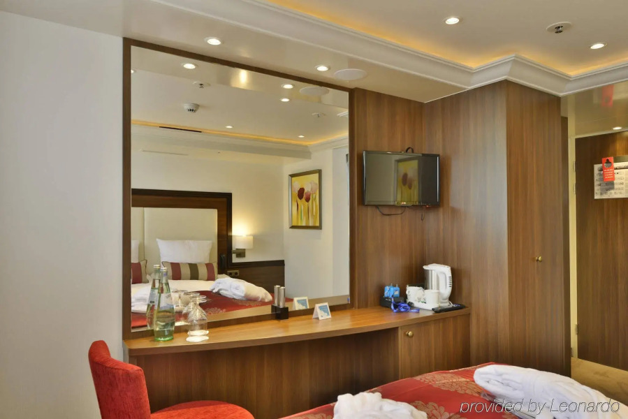 FairCruise Deluxe Hotelship Cologne