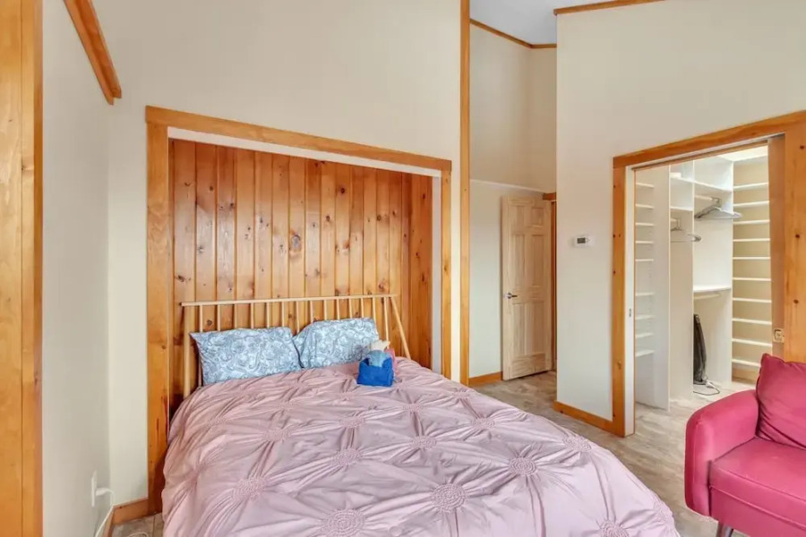 Stunning Mountain Retreat in Campton, Perfect for Skiing and Year-Round Fun by RedAwning