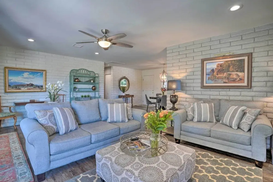 Hot Tub & Spacious Yard: Chino Valley Home!