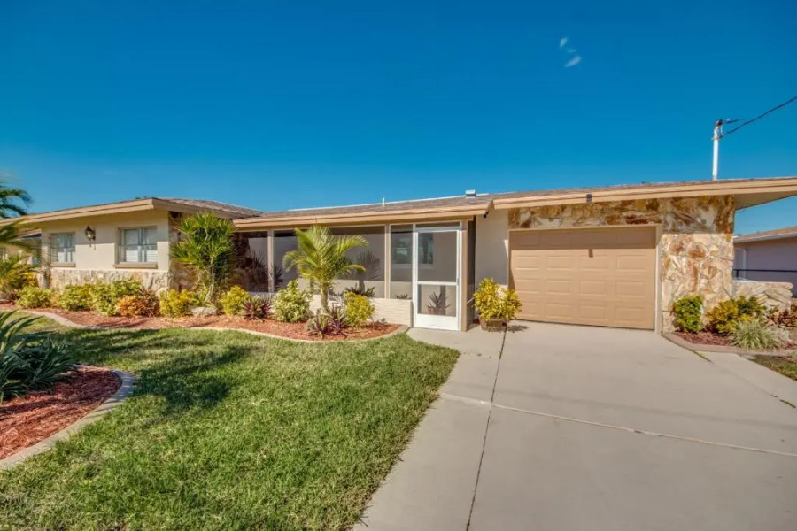 Villa Rio Grande I Heated Pool I Dock I Direct Gulf Access I 2020 Remodeled