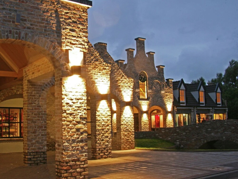 Nicely Decorated Chalet With two Bathrooms, Located on Texel