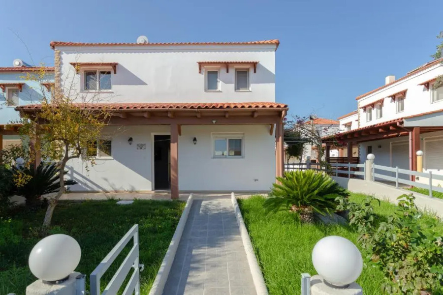 Elladas Villas with Pool at Kolympia!