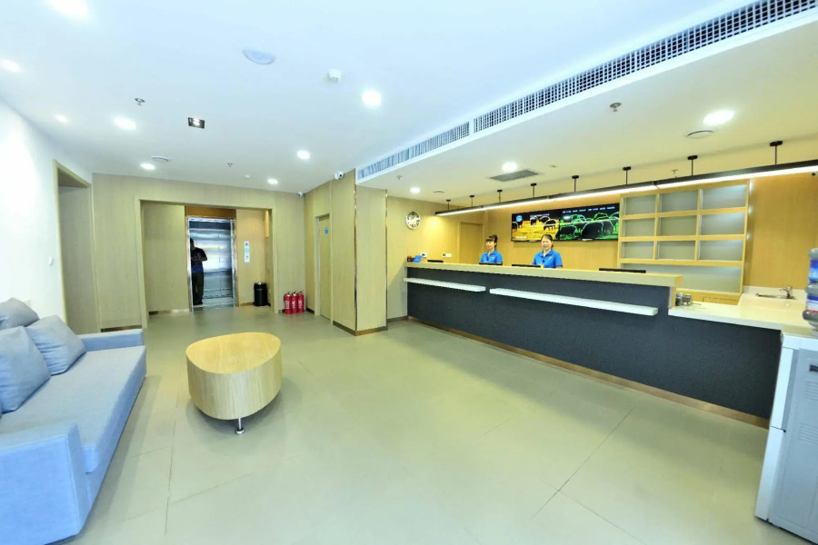 Hanting Hotel Jixi Railway Station