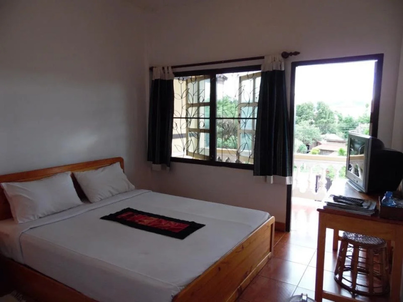 The Hillside Residence