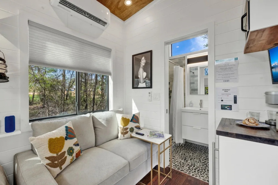 Selena-romantic Tiny Home-firepit