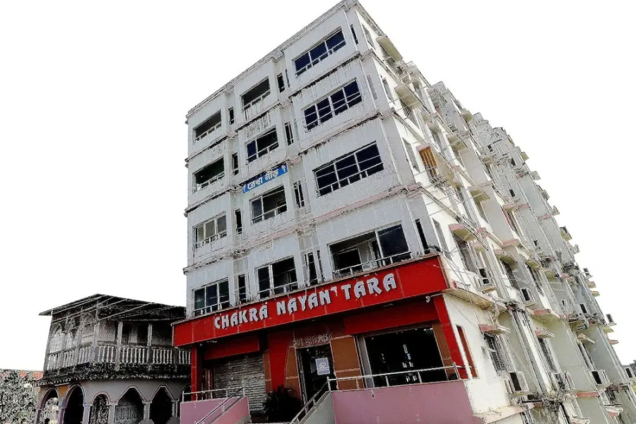 Capital O 16872 Chakra Nayan Tara