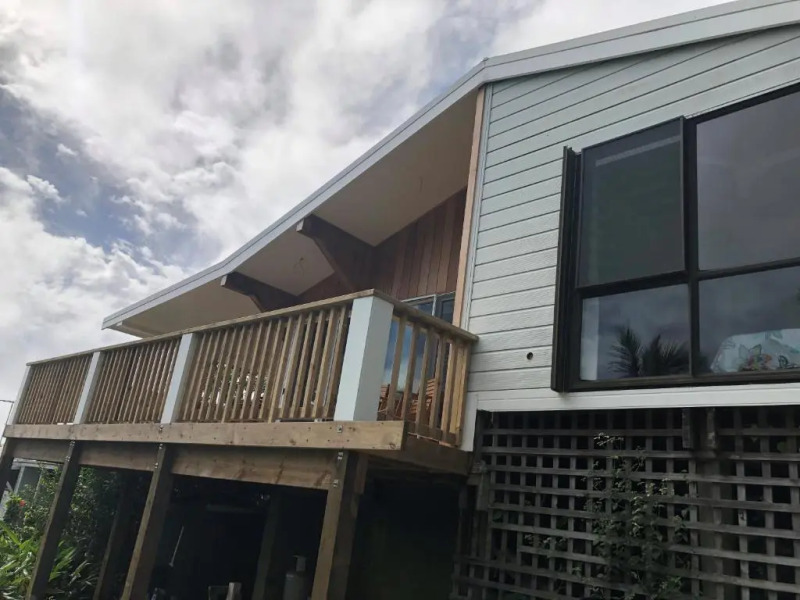 Pacific views, tranquil location, large home Navy House 2