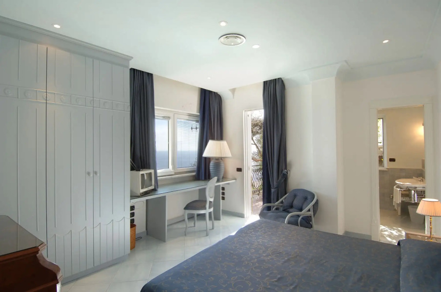 Villa Hibiscus Beach Club