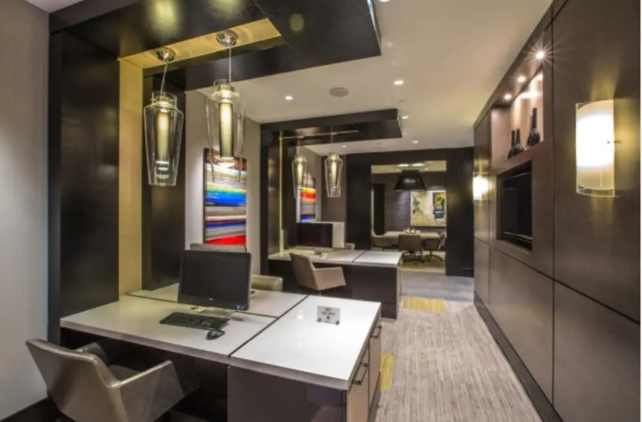 Luxury Apartments At Reston Town Center