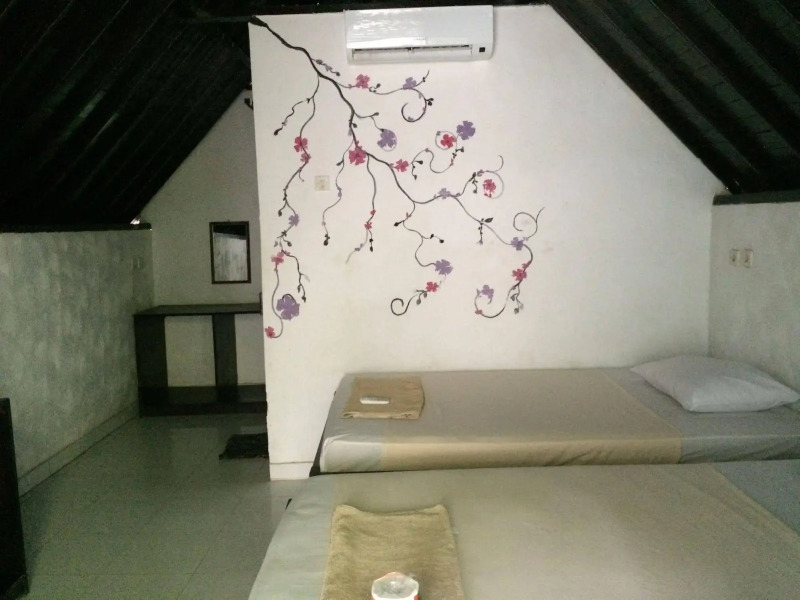 Gili Turtle Beach Resort