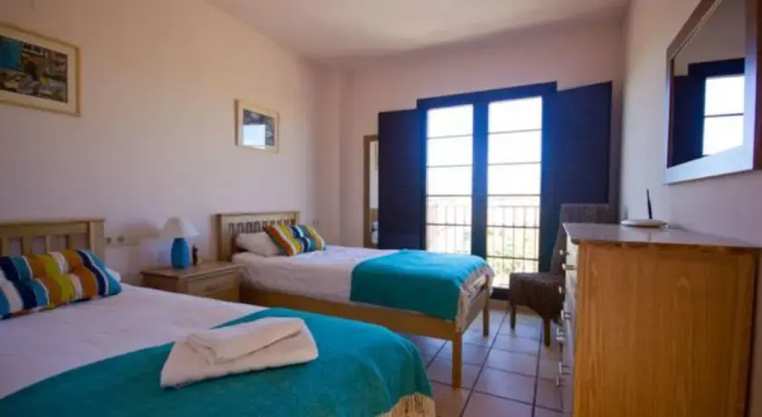 Hacienda Golf Properties. REF:DA03