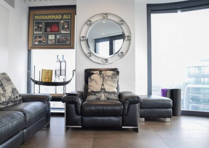 Stylish 2 Bedroom With Access to Pool and Gym