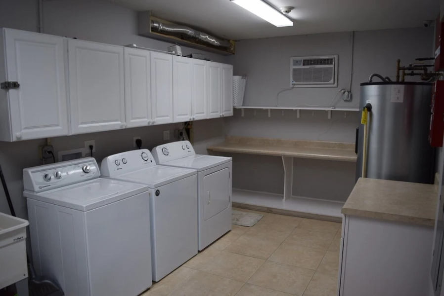 JB Motel and Cottage