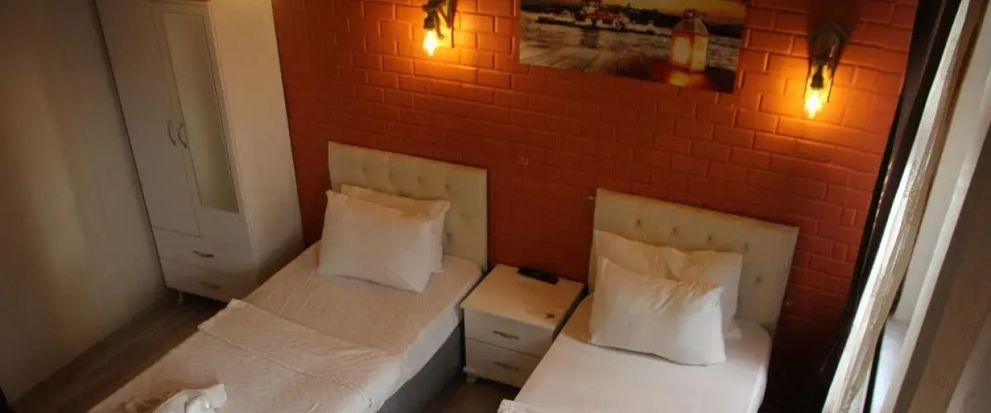 Taksim BrickTown Suite