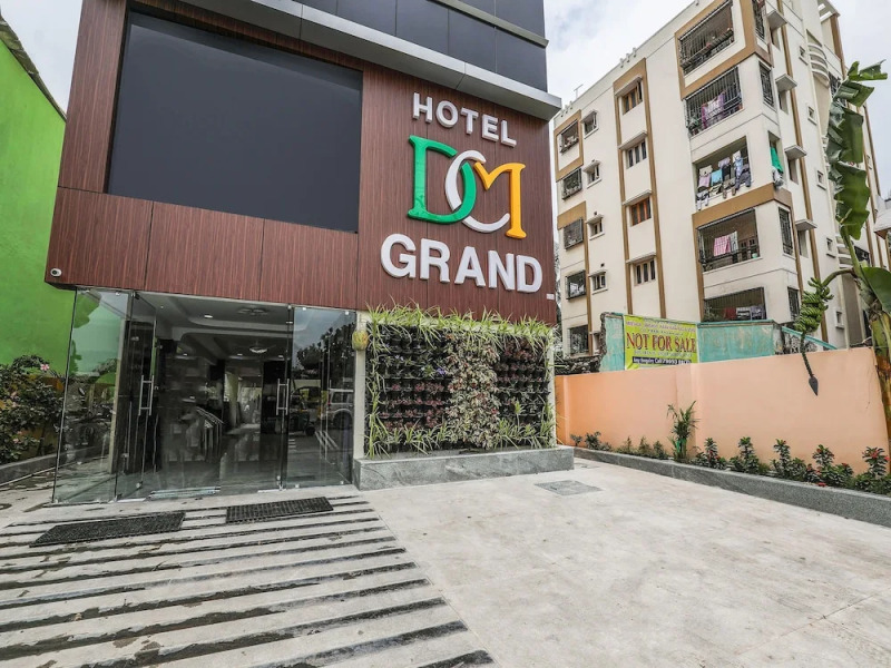 OYO 16155 Hotel Dcm Grand