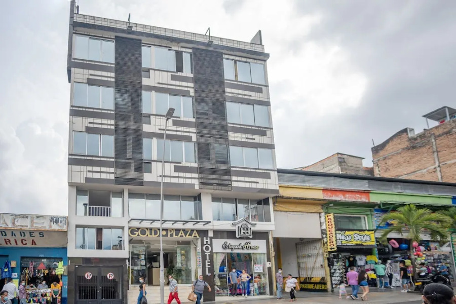 Ayenda 1910 Gold Plaza