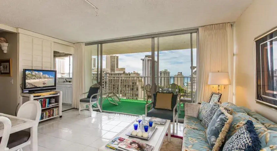 Private Vacation Rental by Aloha Waikiki Condo