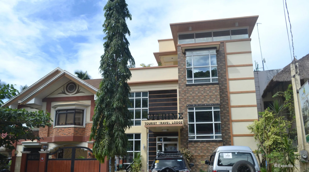 Citrine Tourist Travel Lodge