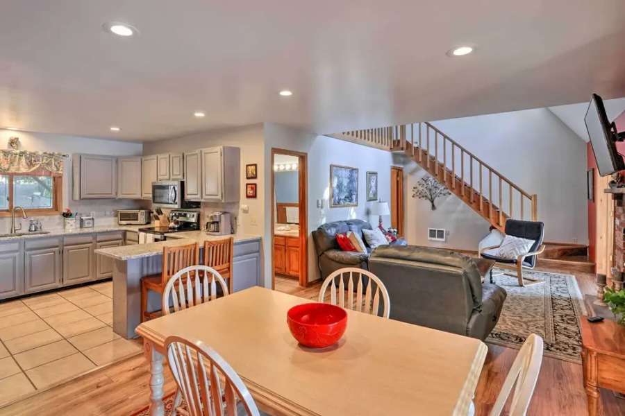 Lakefront Retreat w/ Dock & Yard in Tobyhanna!