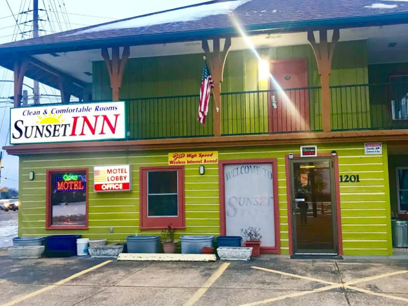 Sunset Inn