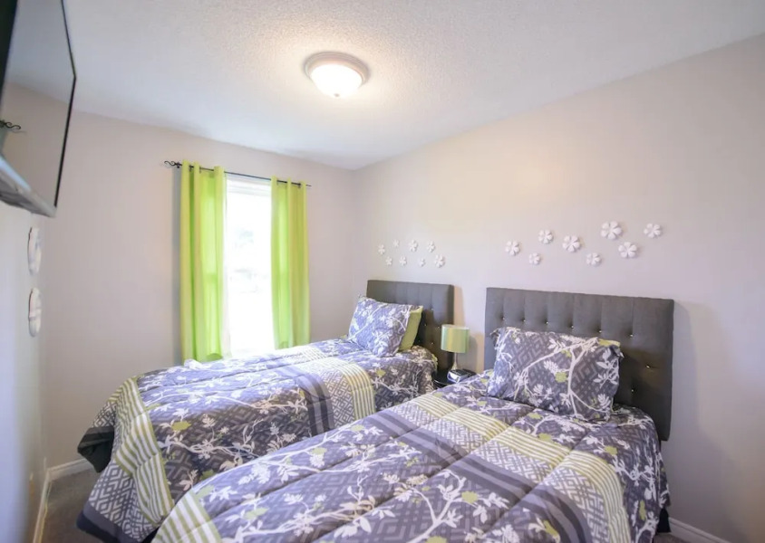 Niagara Stone Retreat