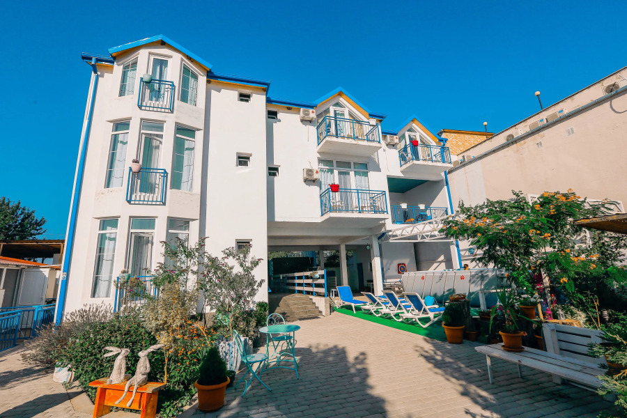 Laguna Beach Club Hotel