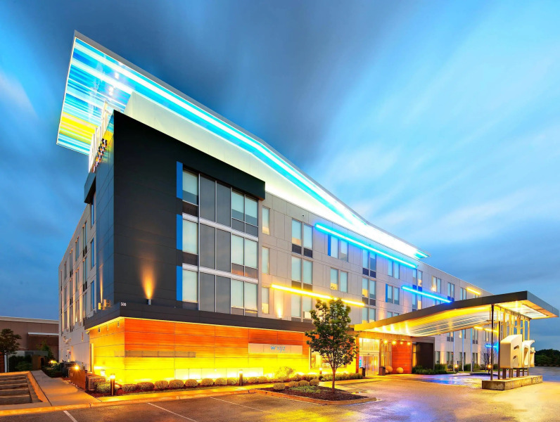 Aloft Bolingbrook