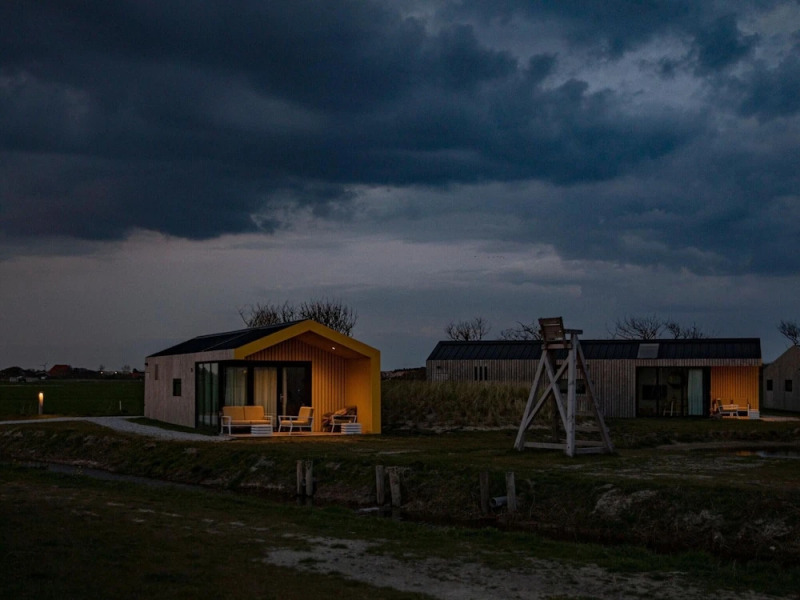 Comfortable Lodge Near sea at 500m