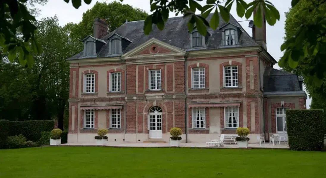 Chateau de Maillot