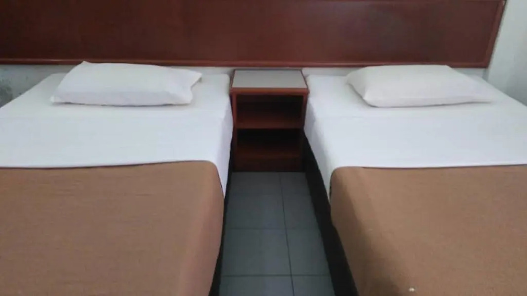 OYO 90739 Dung Fang Hotel