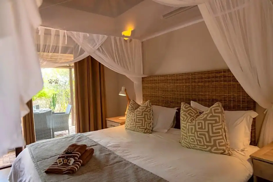 Giraffe Lodge