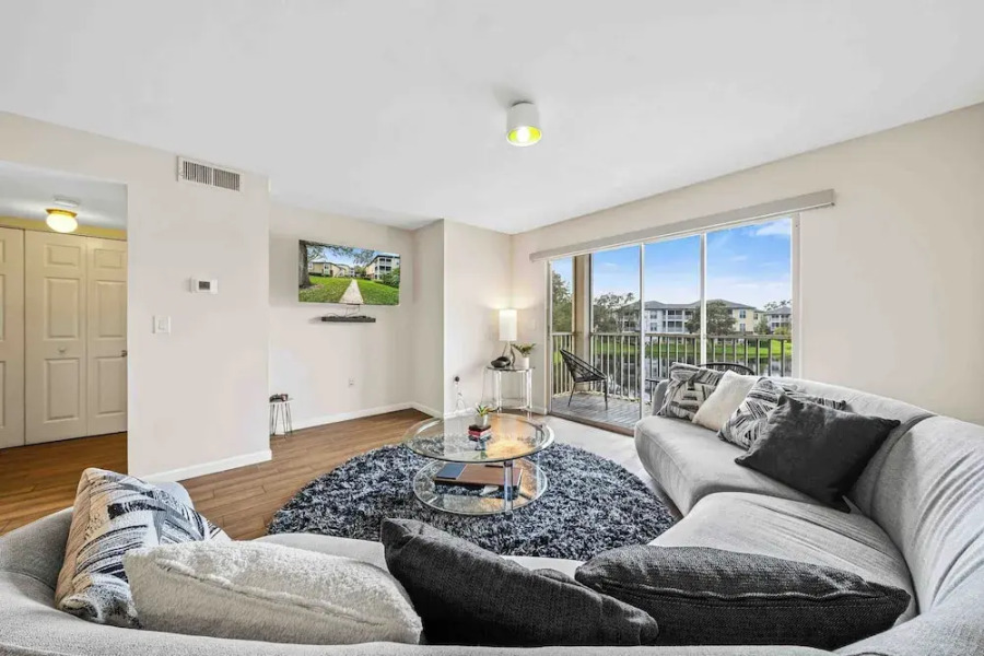 The Urban Oasis Serene Views!