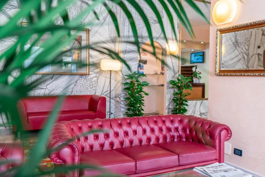 Hotel Royal