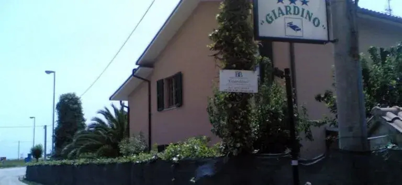 Bed & Breakfast Giardino Agritourist