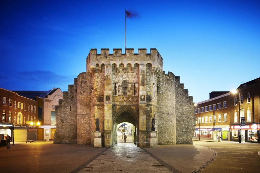 Ares Apartment The Flame of Town