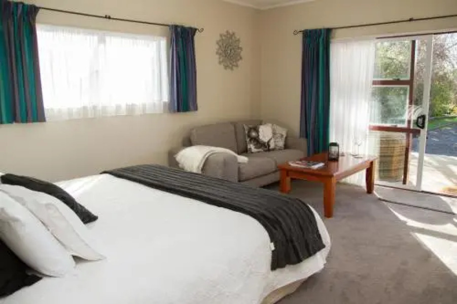 Martinborough Experience B&B