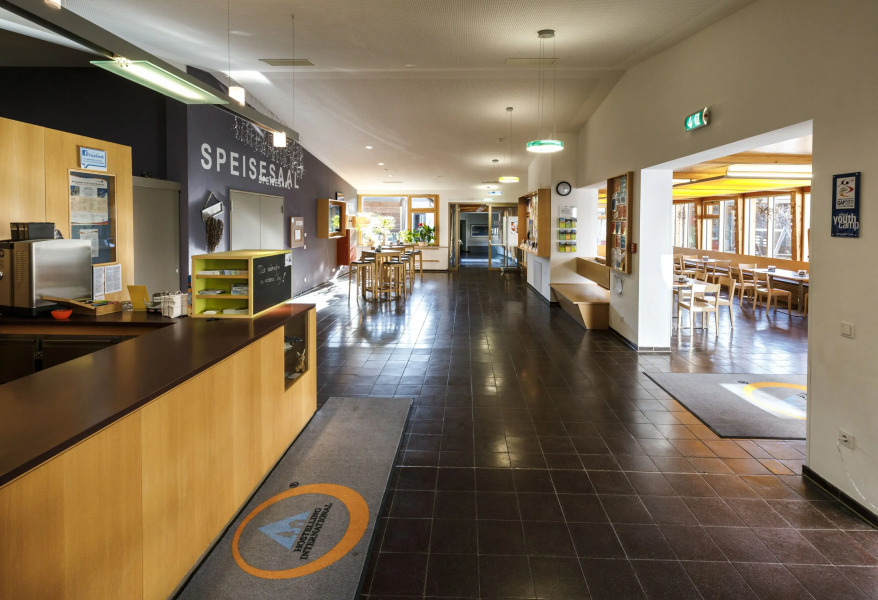 DJH Garmisch- Partenkirchen - Hostel