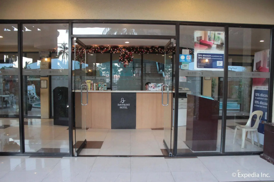 Bayfront Hotel Subic