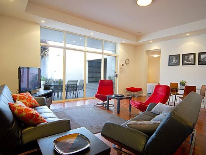 Courtyard Complex Serviced Apartments