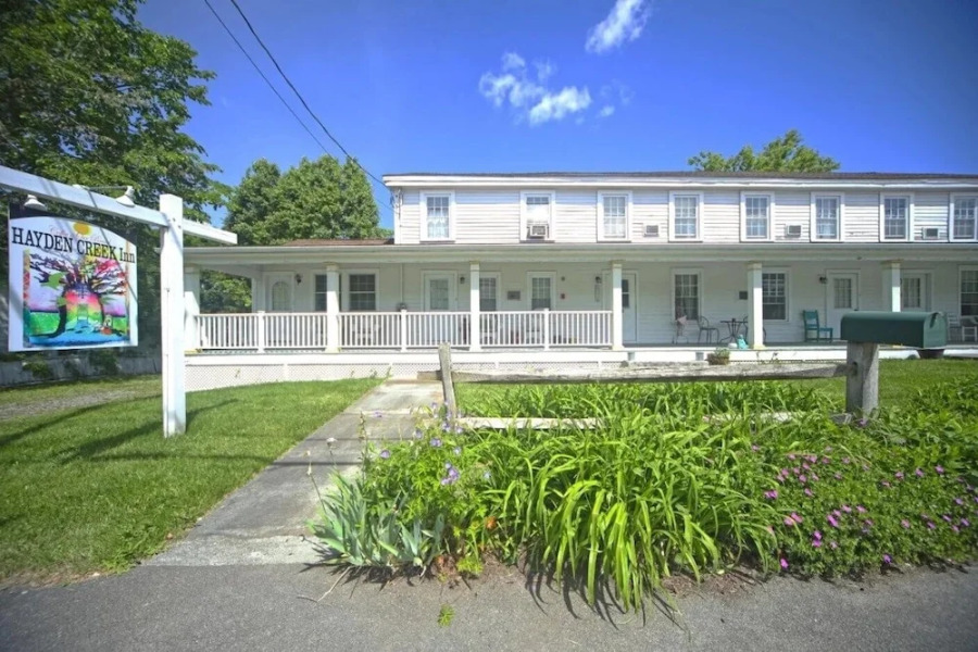 The Hayden Creek Inn