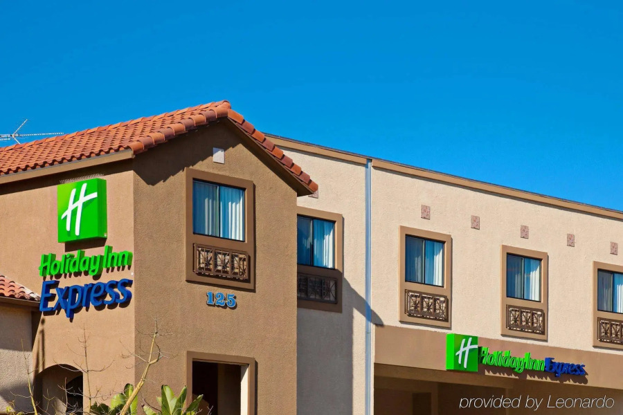 Holiday Inn Express Hotel & Suites Hermosa Beach by IHG