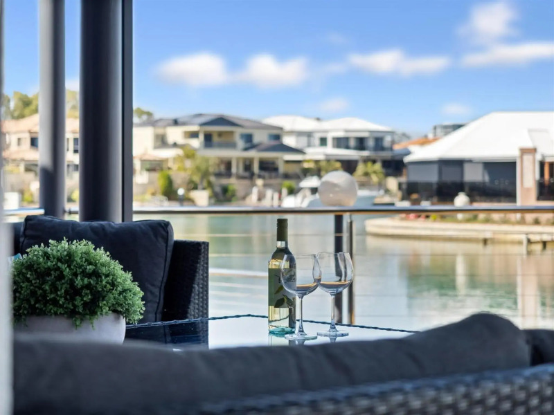 Cambria Island Retreat