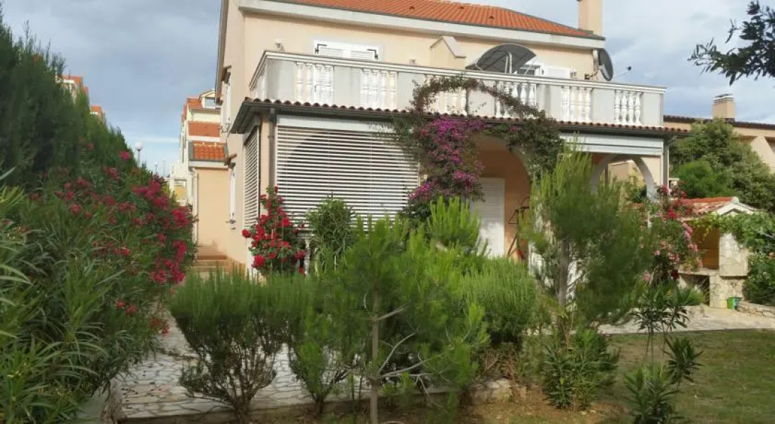 Holiday Home Cerkvenik