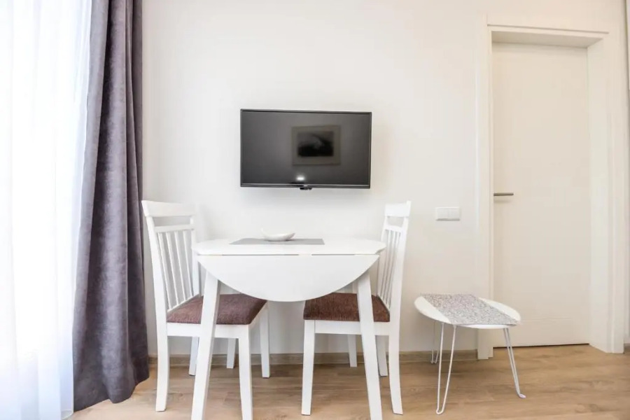 Apartment Vėsa - L14