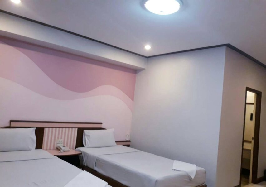 Wangburapa Grand Hotel