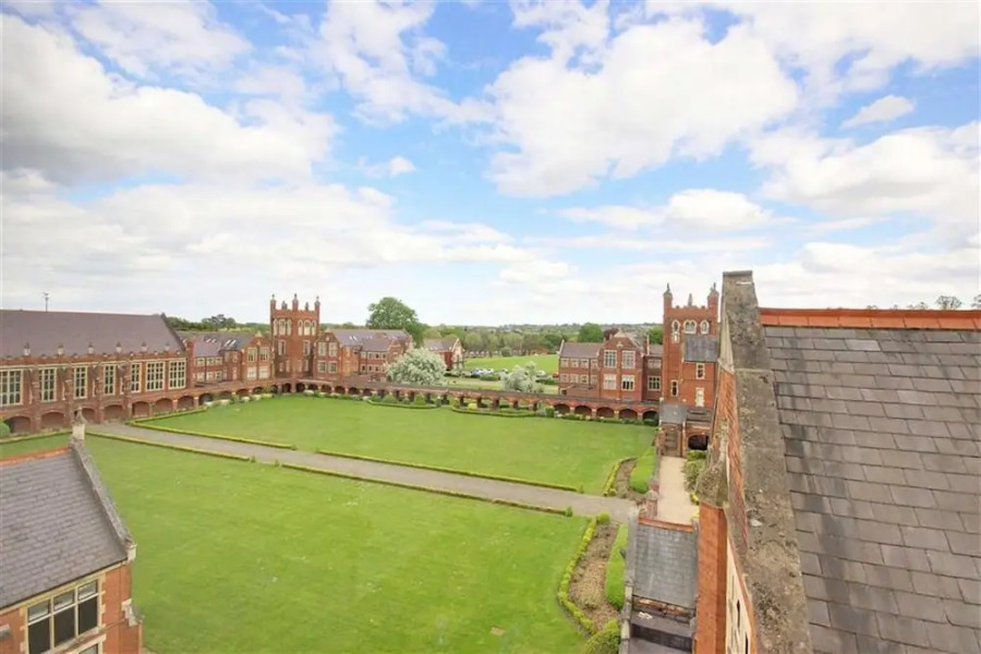 Luxury Apartment 20 min. from London