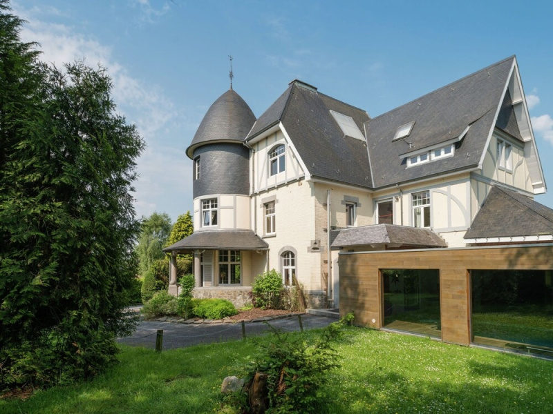 Chateau in Stavelot With Private Pool & Sauna